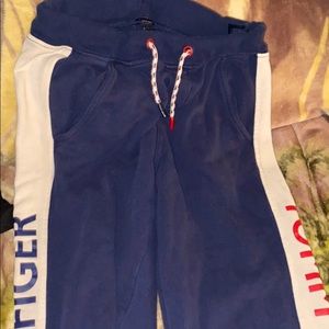 Tommy Hilfiger sweats